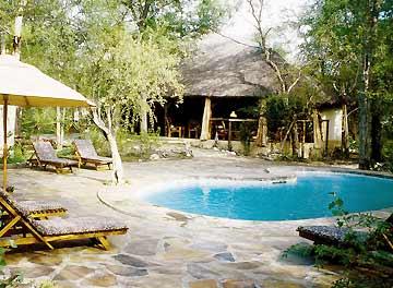 Etosha Aoba Lodge Экстерьер фото